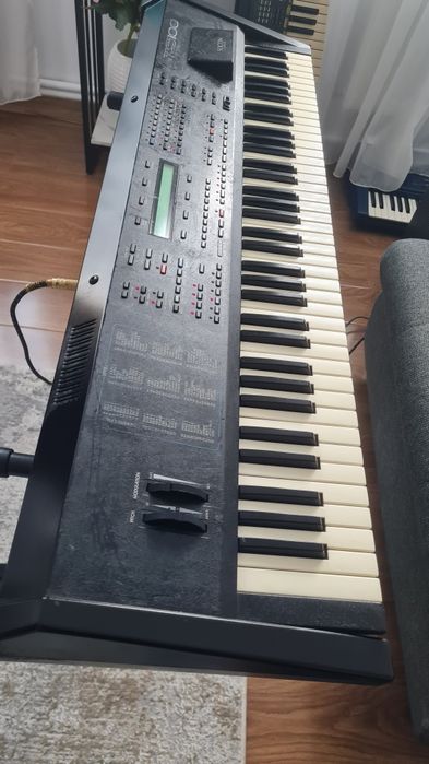 Orga pian Yamaha Roland Solton Gem