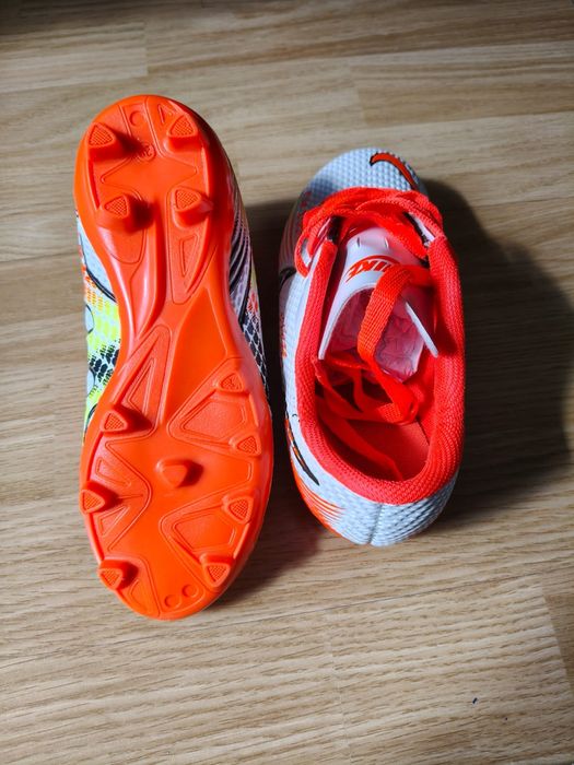 Ghete fotbal pt copii, Nike air,cu crampoane