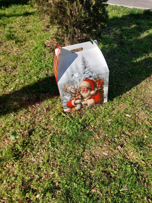 Подаръчни кутии нови