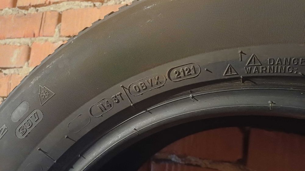 4 броя зимни гуми 225 65 17 BFGoodrich G-Force Winter 2 SUV (DОТ 2121)