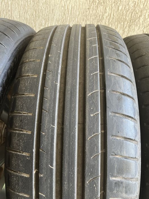 Комплект 4 броя оригинални лети джанти за Шкода с летни гуми 205/55/16