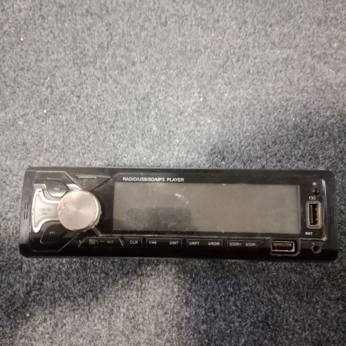 Magnitafon ovoz tiniq ovoz  balandligi 63