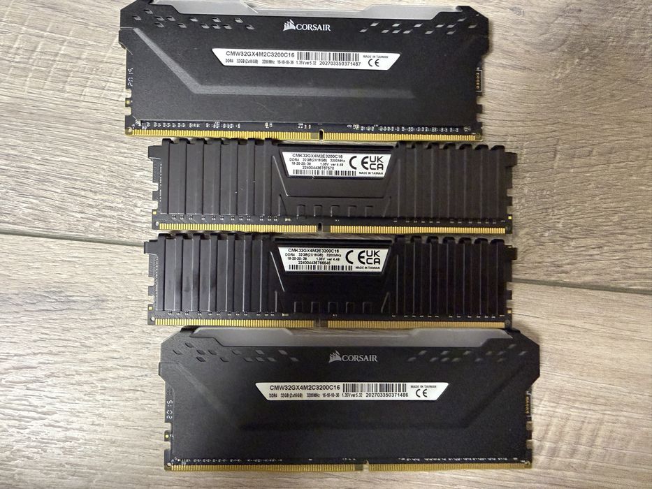 Memorie RAM Gaming PC Corsair Vengeance RGB PRO / LPX  /64GB 4x16GB / 32GB 2x16 / 3200MTS CL16