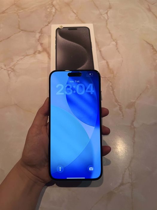 Iphone 15 pro max, 91% baterie, 256 GB, cutie si incarcator