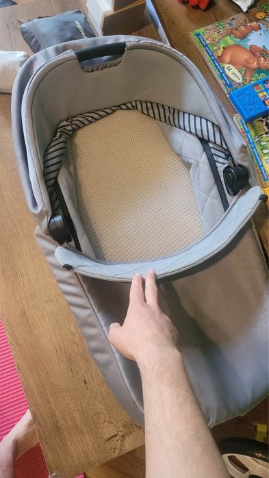 Бебешка количка Easywalker