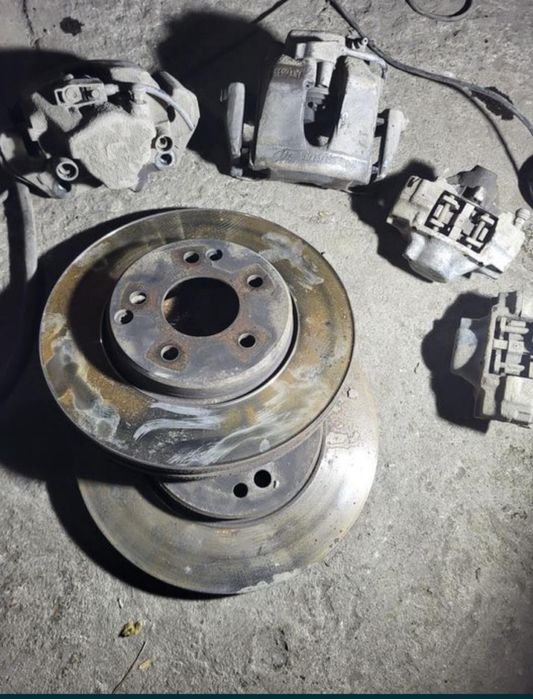 Мерседес бенз 210