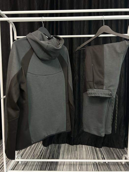 Trening Nike Tech  gri/negru - marimi s-xxl