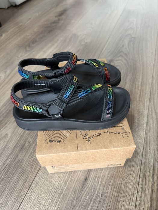 Сандали за момиче Melissa