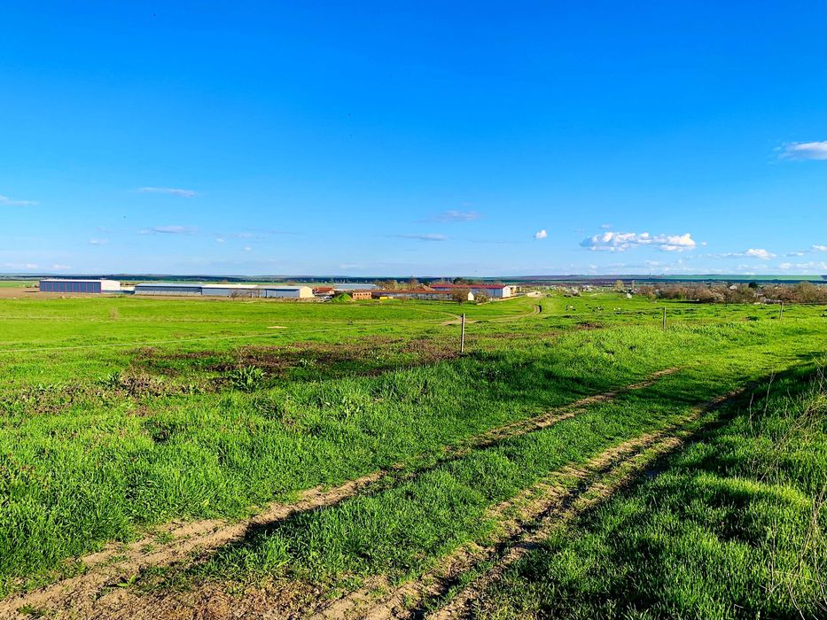 Парцел в регулация - тишина, необятна гледка и усещане за свобода