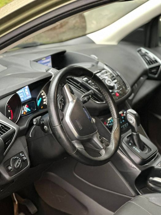 Vand Ford Kuga Automat Variante