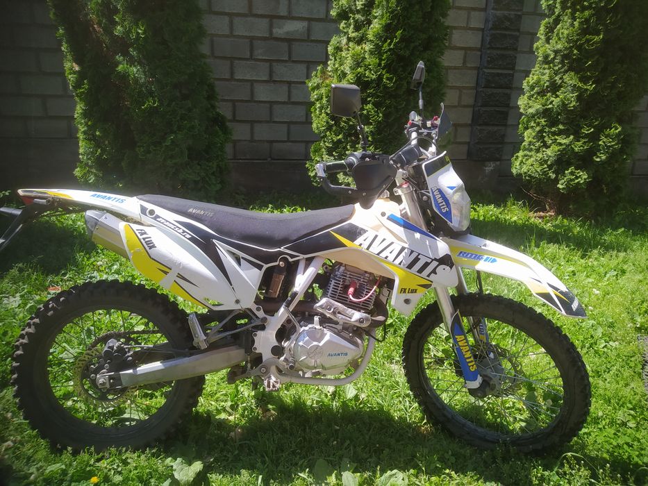 Avantis кроссовый мотоцикл 2022