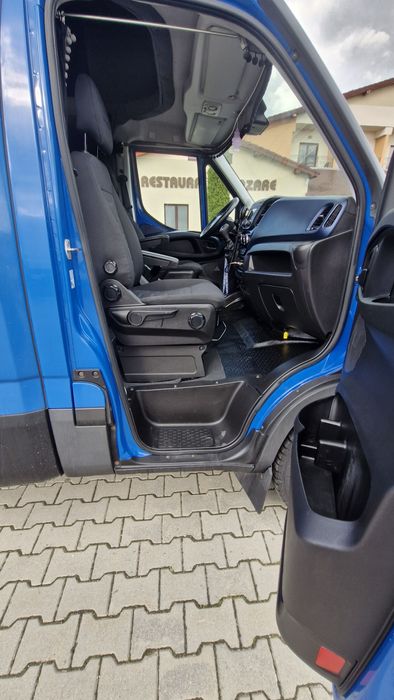 Iveco twin cabina  sprinter