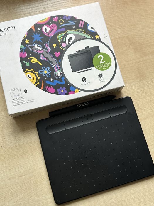 Графический планшет Wacom intous Small