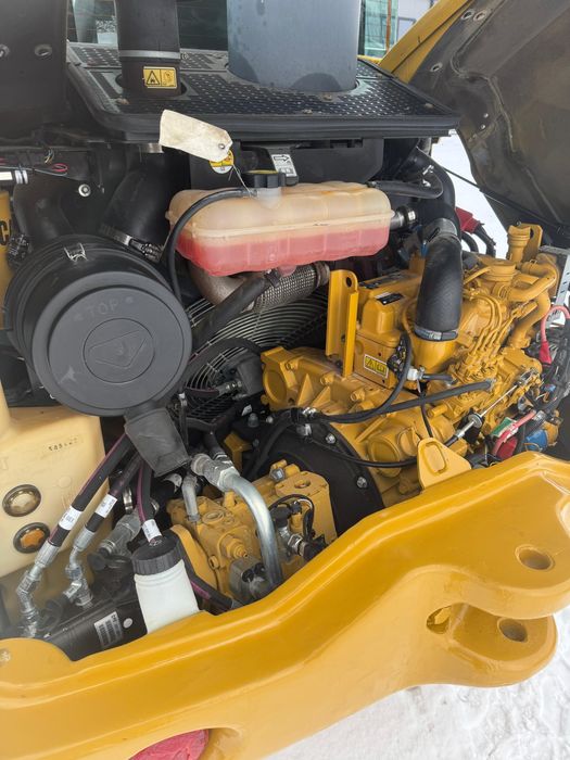 Incarcator frontal Caterpillar 906H2