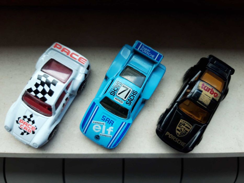 Matshbox Porsche , varios