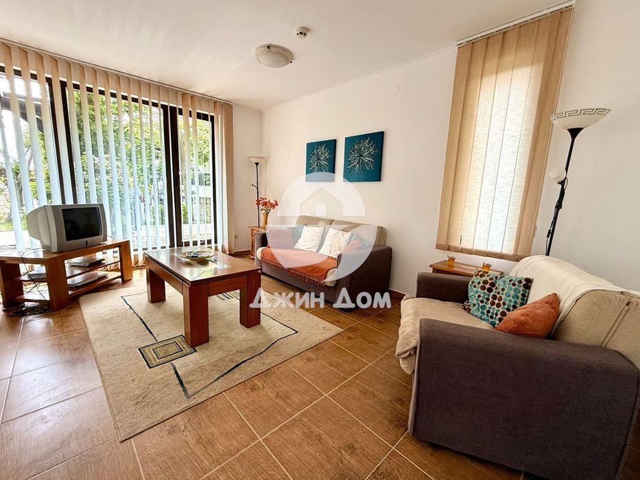 Продава се Тристаен апартамент в с. Кошарица, Област Бургас - 133 кв.м за 425 €/кв.м - Снимка #1