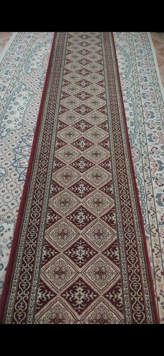 Кілем сатылады 380х80см