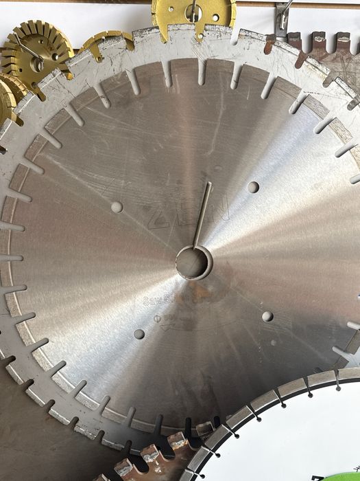 Almazni disk barcha turdagi toshlar uchun Алмазний диск