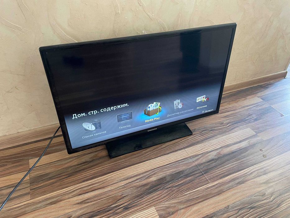 Телевизор Samsung Ue32eh400 32" Hd
