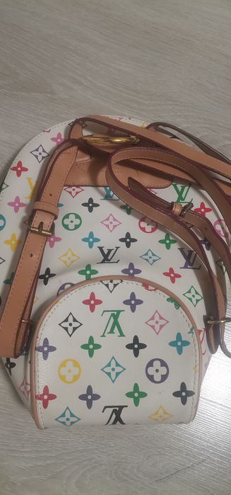 Дамска раничка LV