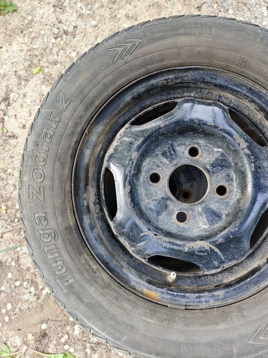 Продам на запаски.