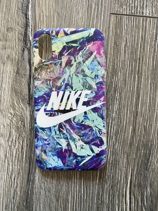 Huse Iphone X noi