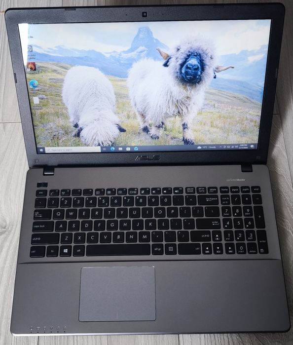 Laptop Asus X550VX, 15,6 i5-6300HQ/8GB/ SSD 512gb/ Gtx 950m 2gb !