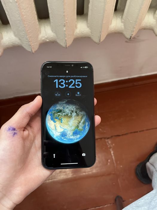 Айфон 11 продаетсия