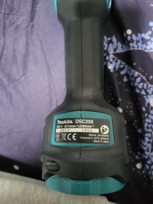 Vând MAȘINĂ TĂIAT FIER BETON MAKITA -sculă profesională