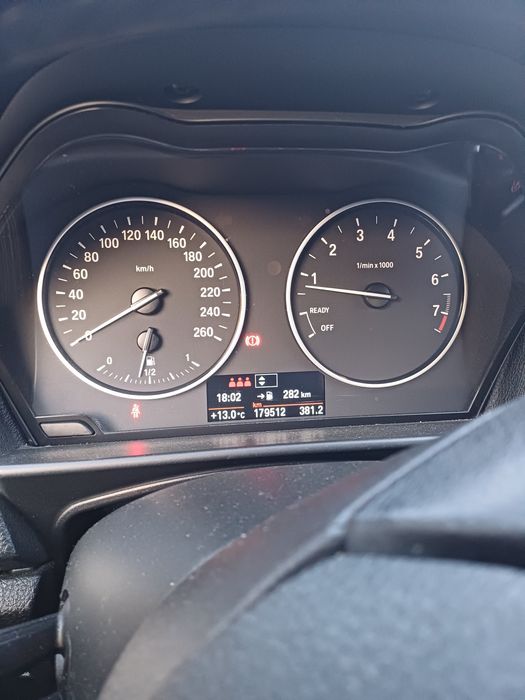 Vand BMW F20 114i / Schimb cu același model Diesel