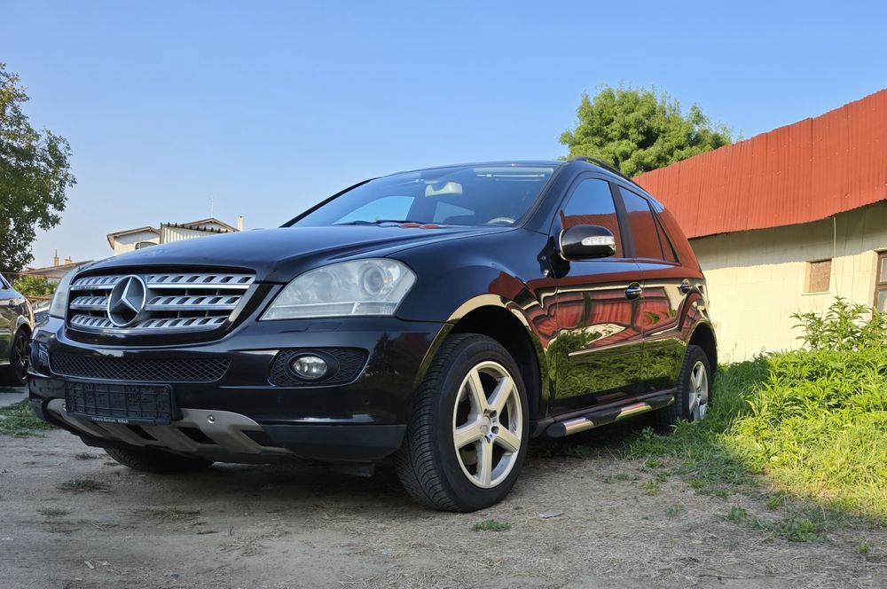 Mercedes Benz ML350 3.5