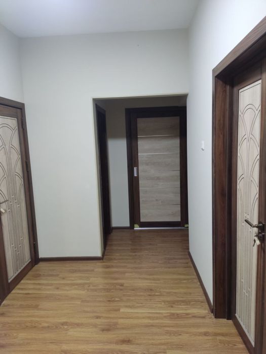 Сдаётся светлая и просторная 3 - ех комнатная квартира