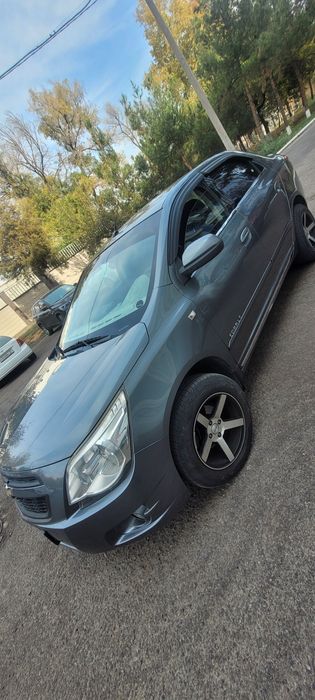 Cobalt 2015-yil. Kraskasi toza. 142000 km. Barter bor.