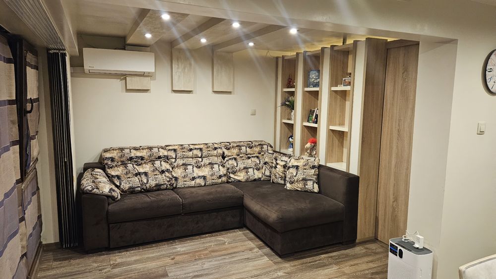 Дава се под наем Двустаен апартамент в Варна, Бриз - 40 кв.м за 408 € - Снимка #1