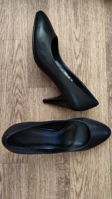 Продам новую обувь