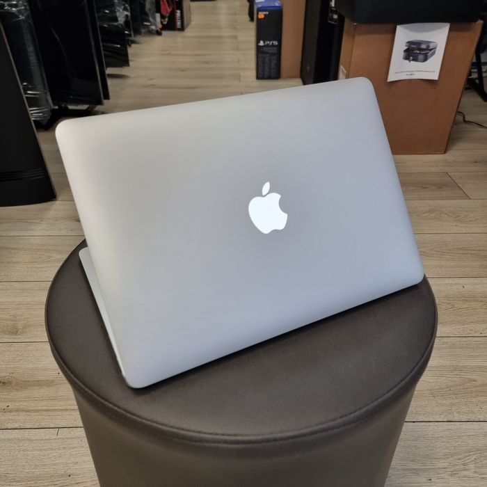 Amanet F28: MacBook Apple Air 2017