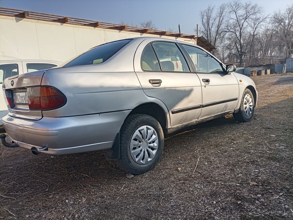 Продам автомашину Ниссан Альмера