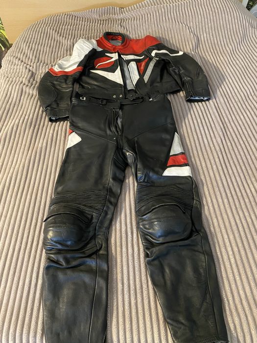 Мото кожено яке и мото кожен костюм