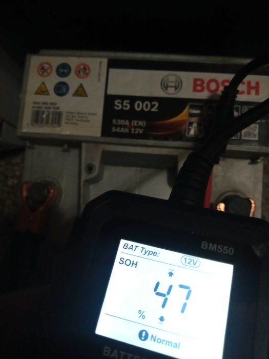 Акумулатори BOSCH AGM - 2 бр. ( 54 Ah и 70 Ah )