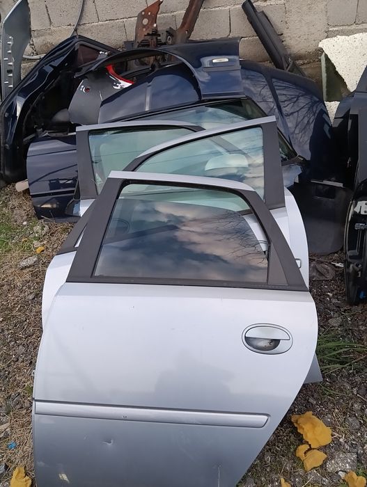 Разпродажба Врати капаци брони  за различни коли и джипове