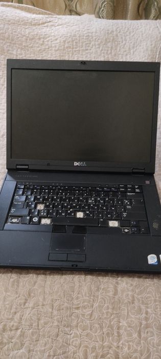 Ноутбук DELL    .