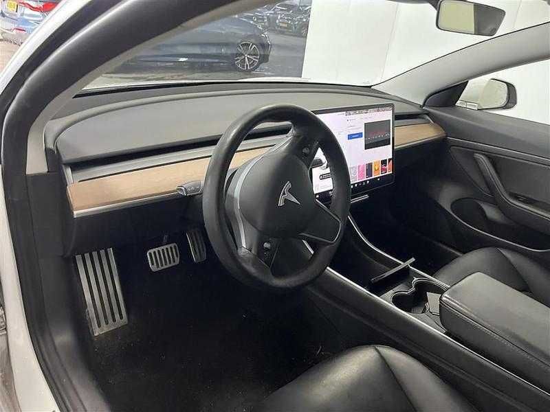 Tesla Model 3 Standard Range Plus (2020) – FSD