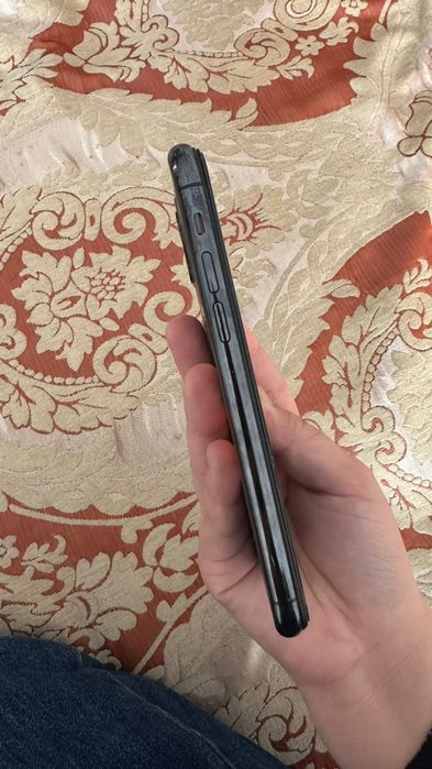 Айфон 11 про продам 64 гб