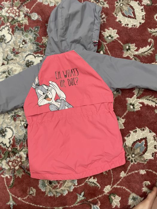 Продам куртку для девочки весна-осень