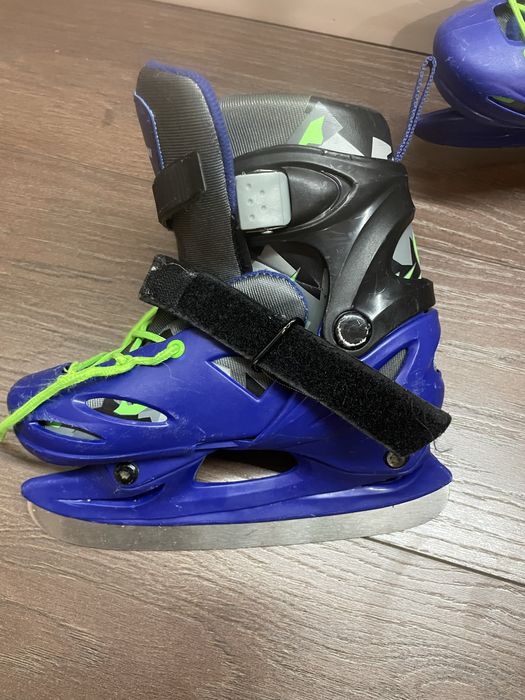 Коньки хоккейные