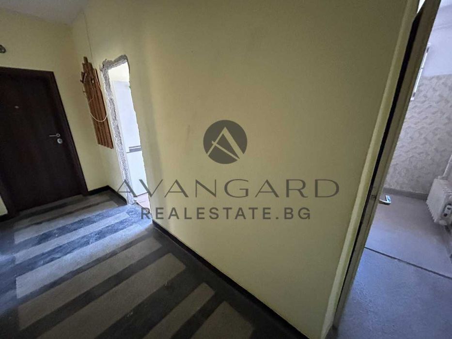 Продава се Двустаен апартамент в Пловдив, Кършияка - 64 кв.м за 1641 €/кв.м - Снимка #9