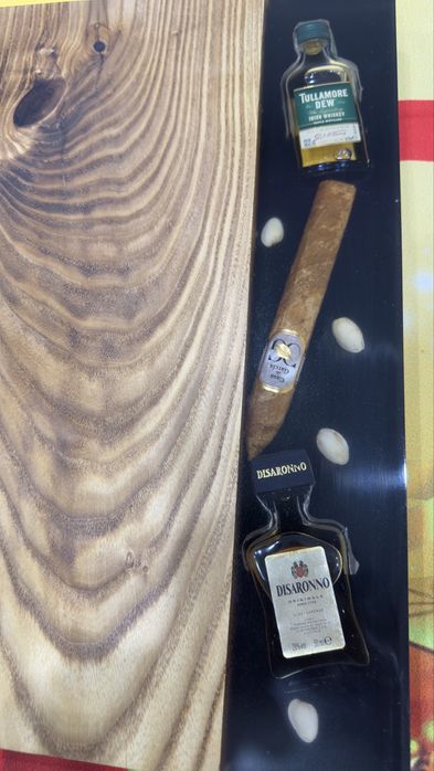 Епоксидна смола и дърво