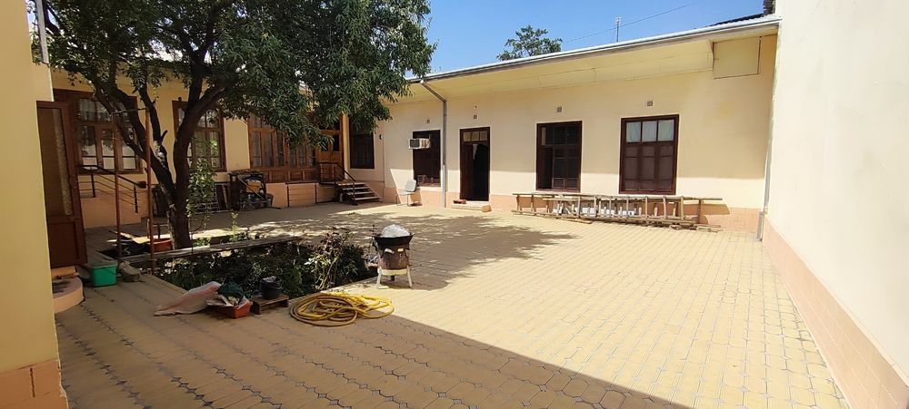 Hovli sotiladi 3,2 sotix