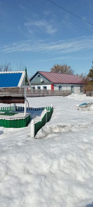 Продам дом в п. Банновка