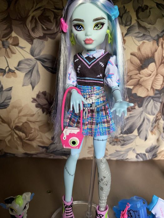 Монстер хай Френки